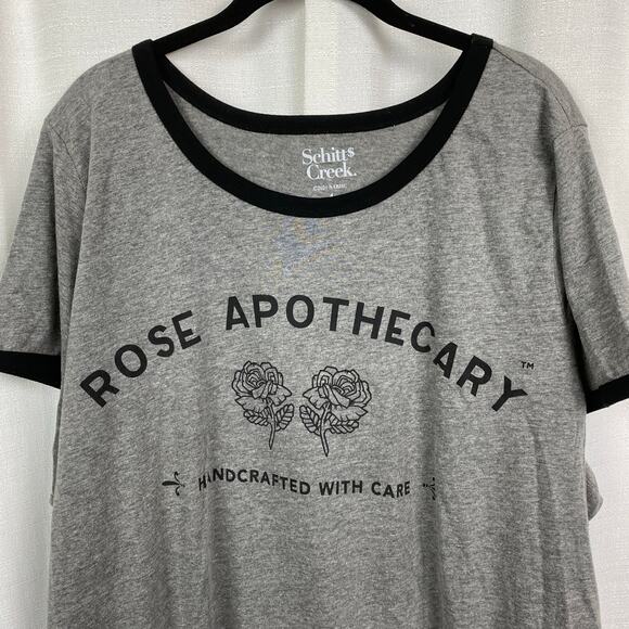 Torrid Gray Schitt’s Creek Rose Apothecary T-Shirt Sz.4 - Picture 6 of 14